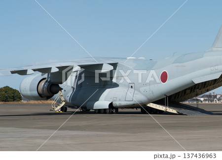 C-2輸送機 137436963