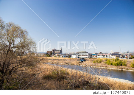 浅川と青空(東京都日野市) 浅川と青空(東京都日野市) 137440075