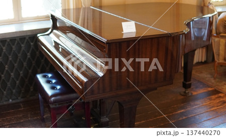 小笠原伯爵邸 137440270