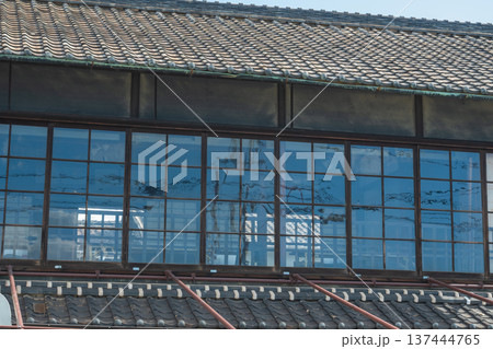 日本の岡山県笠岡市の古くてとても美しい建物 137444765