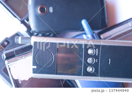 昔の携帯電話 137444949