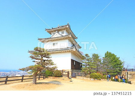 香川県丸亀市、丸亀城の風景 香川県丸亀市、丸亀城の風景 137451215