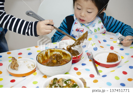 子供 137451771