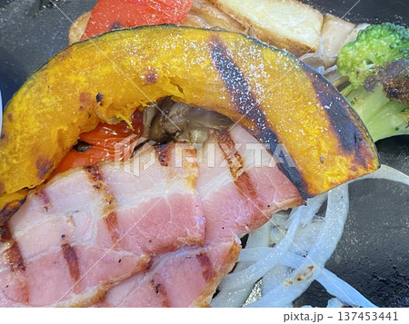 Food　食べ物 137453441