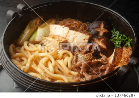 すき焼きうどん すき焼きうどん 137460297