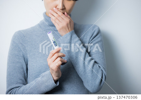 自己注射　皮下注射と副作用イメージ 137470306