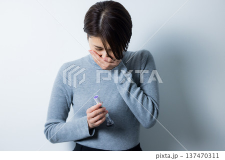 自己注射　皮下注射と副作用イメージ 137470311