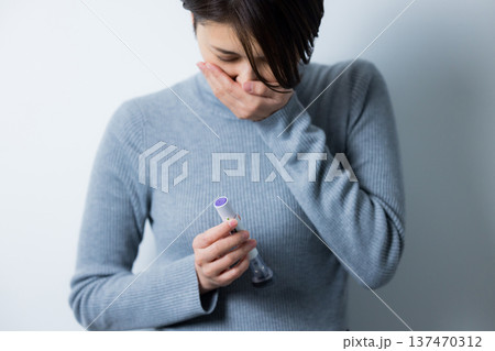 自己注射　皮下注射と副作用イメージ 137470312