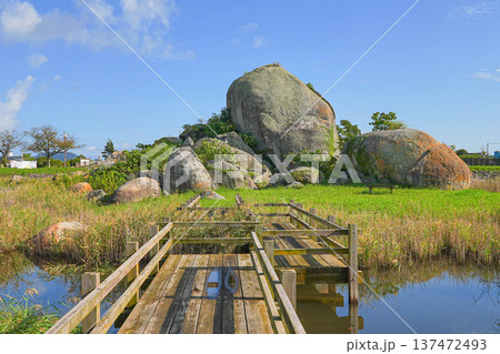 佐用姫岩 137472493