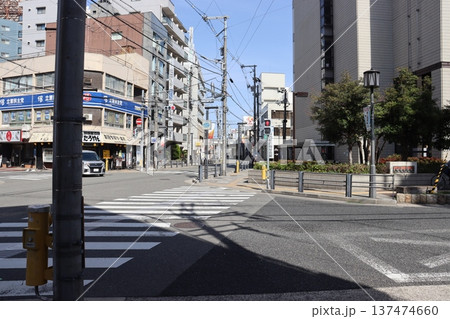 堺市堺区翁橋町堺市総合福祉会館前の交差点 堺市堺区翁橋町堺市総合福祉会館前の交差点 137474660