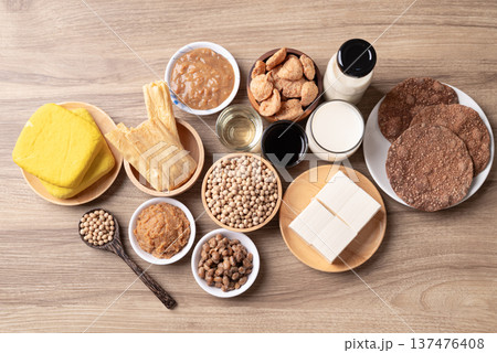 Tofu, soy milk, miso, natto, soy sauce, soybean oil, TVP, yuba and fermented soybean paste Tofu, soy milk, miso, natto, soy sauce, soybean oil, TVP, yuba and fermented soybean paste 137476408