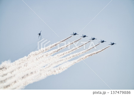 2026小牧基地航空祭　ブルーインパルス展示飛行 137479886