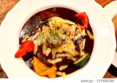 とろーりチーズの焼きカレー 137480290