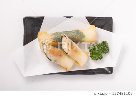 しそ巻き ちくわチーズ 春巻き しそ巻き ちくわチーズ 春巻き 137481109