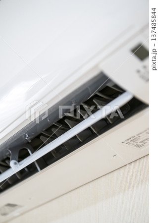 エアコンの吹き出し口 137485844