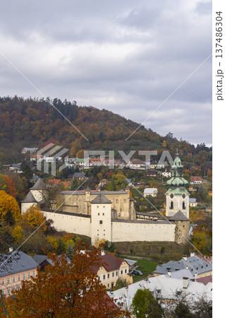 Old Castle and city during autumn in Banska Stiavnica 137486304