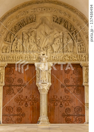 Vezelay Abbey tympanum depicting Christ in Majesty Vezelay Abbey tympanum depicting Christ in Majesty 137486494
