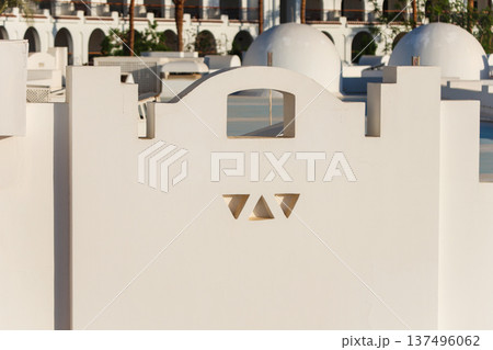 White wall with oriental ornament in an Egyptian hotel White wall with oriental ornament in an Egyptian hotel 137496062