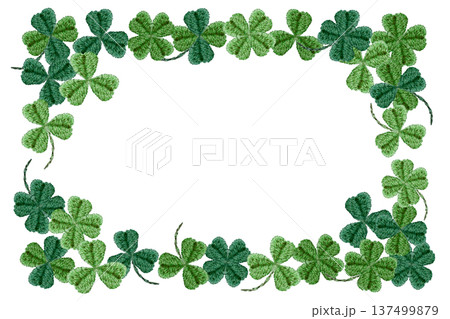【クローバーのフレーム】手刺繍イラスト素材 137499879