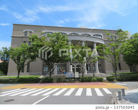 大阪大学医学部 生命科学図書館 137503045