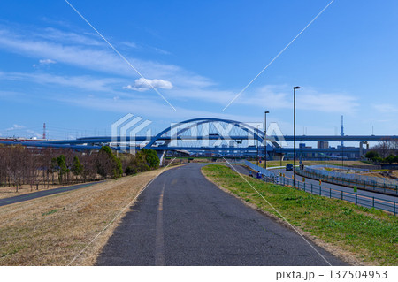 400メートルトラックと江北ジャンクション 五色桜大橋 400メートルトラックと江北ジャンクション 五色桜大橋 137504953