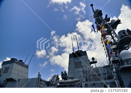 【神奈川】横須賀 海上自衛隊公開日のイージス艦 【神奈川】横須賀 海上自衛隊公開日のイージス艦 137505580