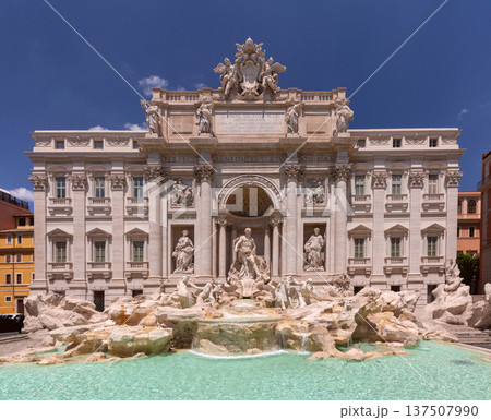 Trevi Fountain sculptures and turquoise water in Rome Italy Trevi Fountain sculptures and turquoise water in Rome Italy 137507990
