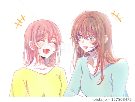 笑い合う女性2人 笑い合う女性2人 137508473