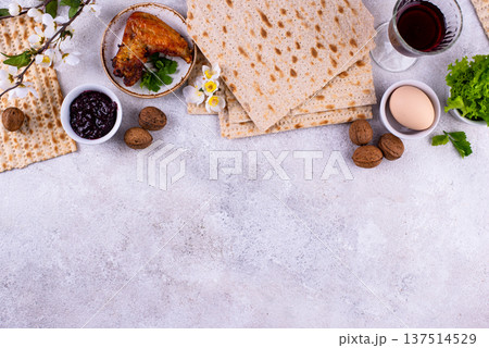 Traditional Passover Seder plate with symbolic foods. Symbolic of Jewish holiday Pesah. 137514529
