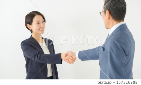 ビジネス 男女 ビジネス 男女 137516288