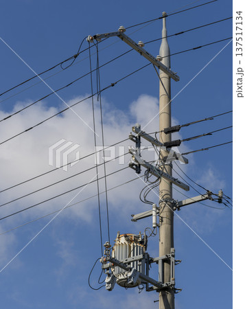 青空と電柱 青空と電柱 137517134