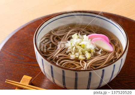 掛け蕎麦を食べる 137520520