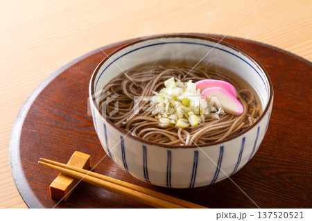 掛け蕎麦を食べる 137520521