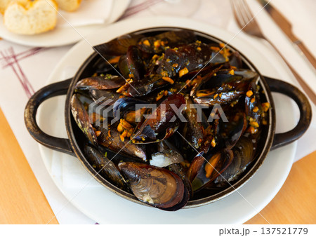 Grilled mussel dish with minced meat Grilled mussel dish with minced meat 137521779