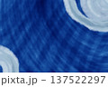 イラスト素材：紺の背景に白色の放物線模様 137522297