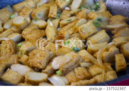 Stir-fried fish cake is one of the Korean side dishes. 137522367
