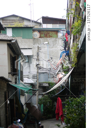バンコク　カオサン通り　路地裏 137526117