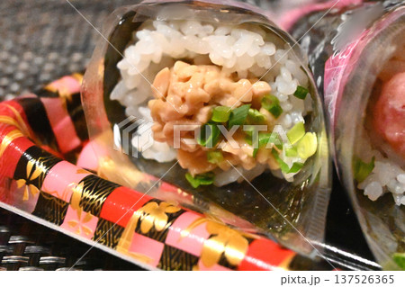 納豆巻き 137526365