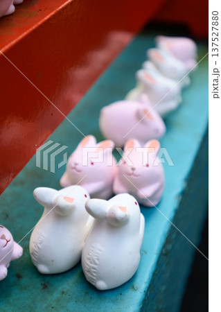 東天王　岡崎神社　うさぎみくじ 137527880