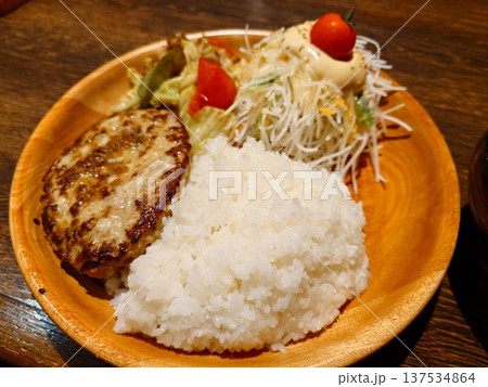 回鍋肉＆ハンバーグディッシュ 137534864