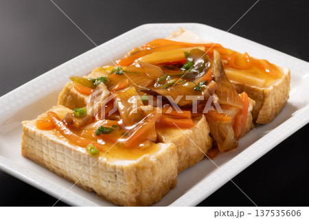 厚揚げ タケノコあんかけ 厚揚げ タケノコあんかけ 137535606