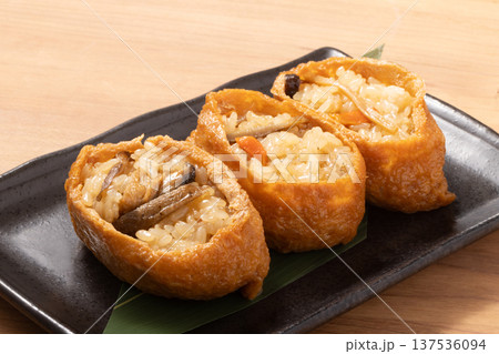 五目いなり 137536094