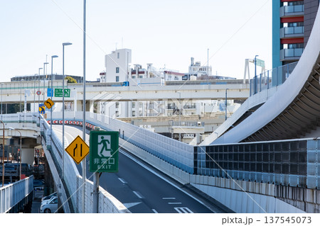 高速神奈川3号狩場線と高速神奈川1号横羽線 137545073