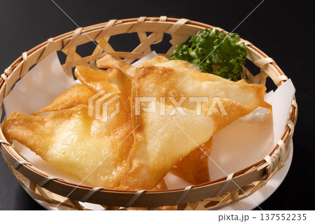 チーズ包み揚げ（餃子の皮） 137552235