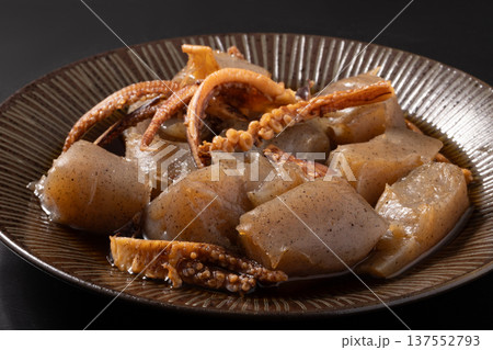 煮物（いかゲソ　こんにゃく） 137552793
