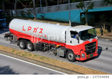 タンクローリー　イメージ 137554094