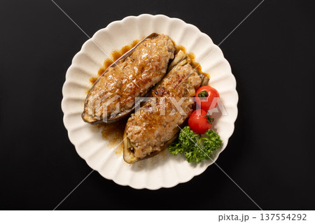なすの肉詰め 焼き なすの肉詰め 焼き 137554292