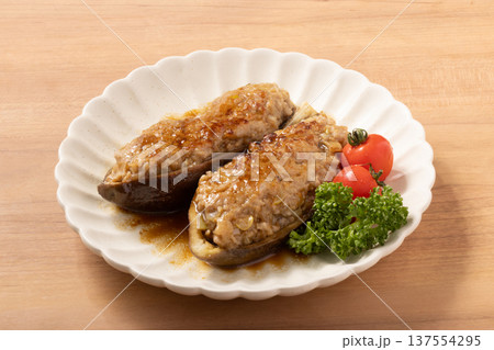 なすの肉詰め　焼き 137554295