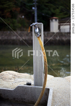 掃除用の屋外水詮 137554586