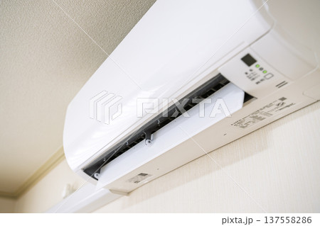 エアコン 137558286